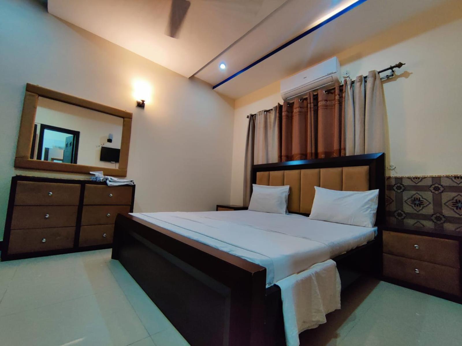 Luxury Guest Rooms Rawalpindi Esterno foto
