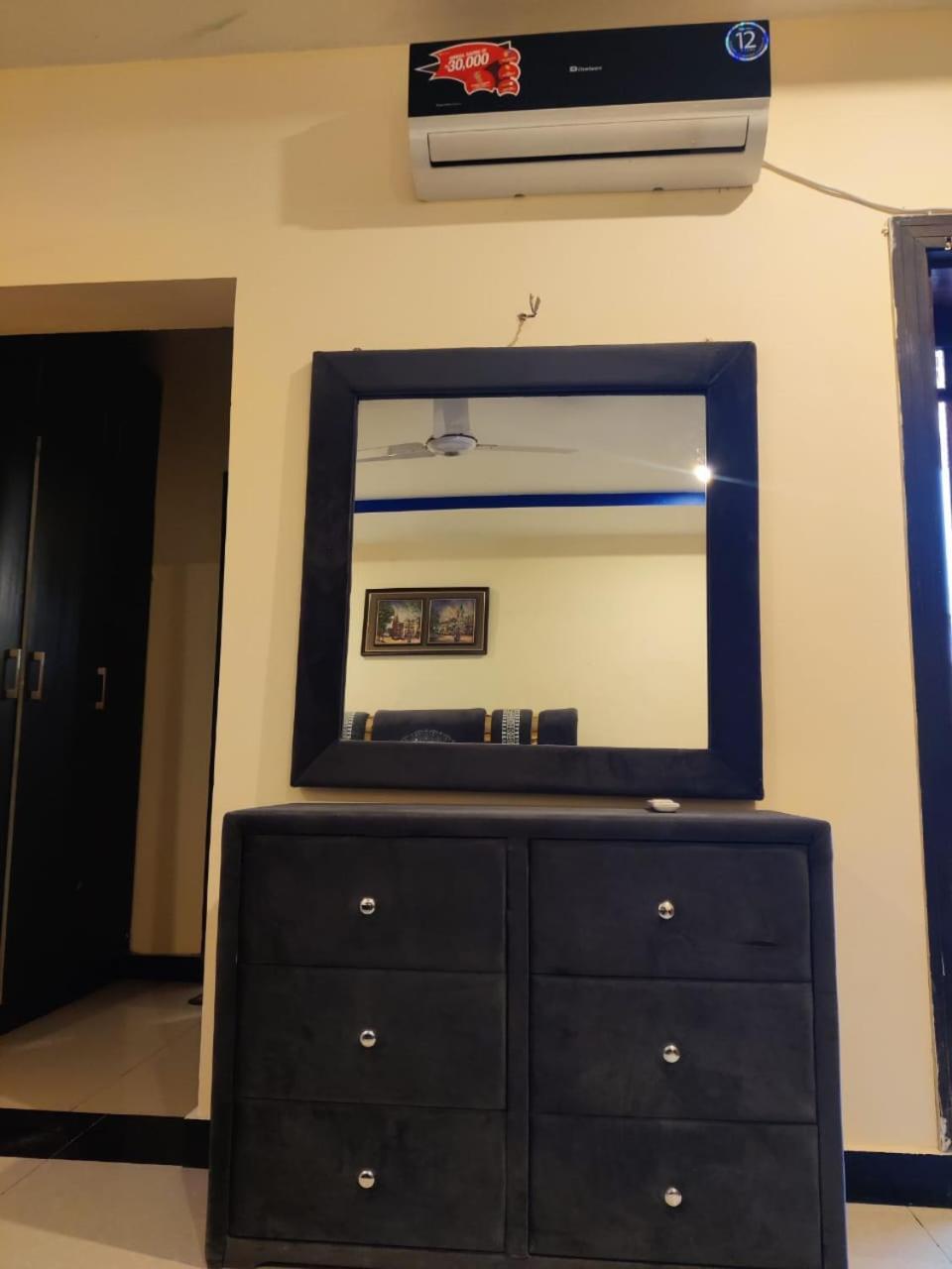 Luxury Guest Rooms Rawalpindi Esterno foto